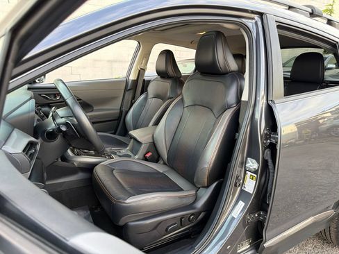 Used 2024 Subaru Crosstrek 2.5i Limited AWD/4WD image 16