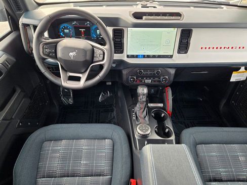 New 2025 Ford Bronco Heritage Edition image 17