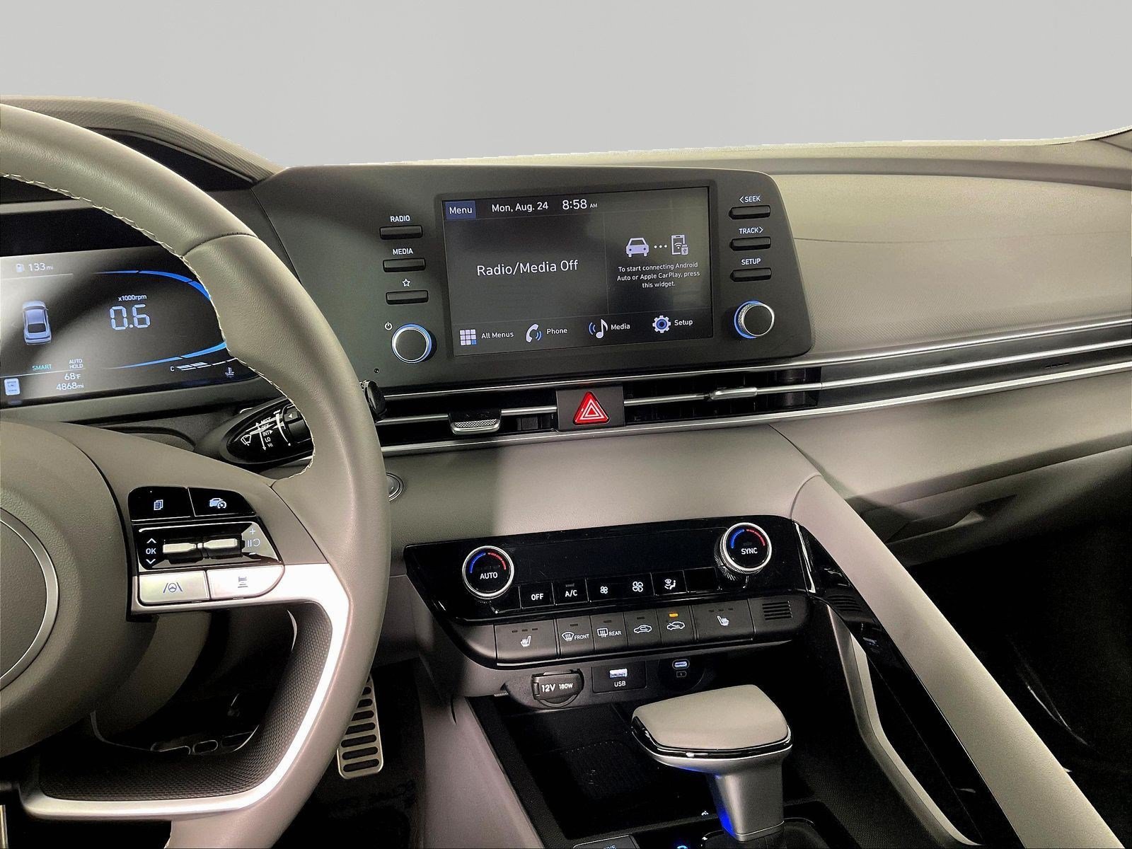 Certified 2026 Hyundai Elantra SEL Sport FWD image 9