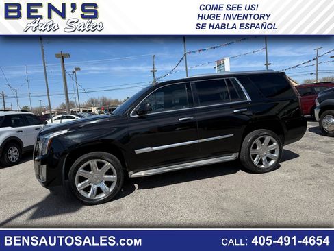 Used 2015 Cadillac Escalade Luxury image 1