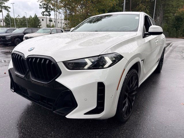 Used 2025 BMW X6 xDrive40i w/ Climate Comfort Package AWD/4WD image 1