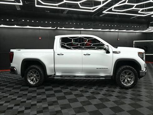 New 2026 GMC Sierra 1500 SLT w/ SLT Premium Plus Package image 4