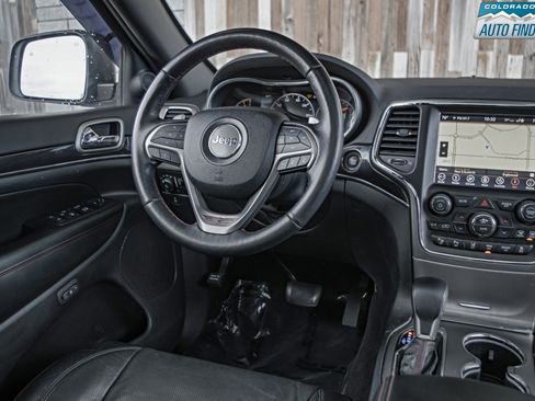 Used 2018 Jeep Grand Cherokee Trailhawk w/ Trailhawk Luxury Group image 16