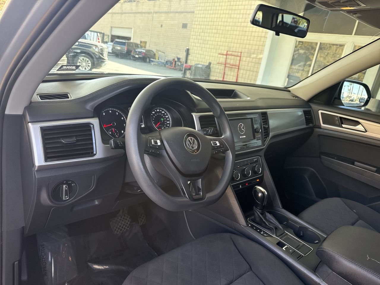 Used 2018 Volkswagen Atlas S FWD image 10