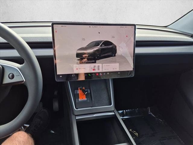 Used 2026 Tesla Model Y 2WD image 14