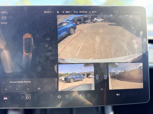 Used 2022 Tesla Model 3 Long Range AWD/4WD image 29
