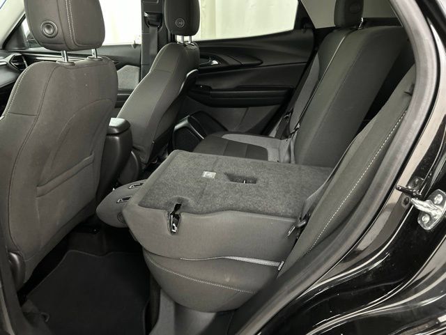 Used 2025 Chevrolet TrailBlazer LT AWD/4WD image 20