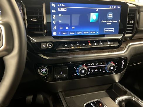 Certified 2024 Chevrolet Silverado 1500 LT Trail Boss w/ LT Trail Boss Premium Package image 22