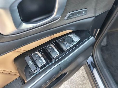 Certified 2026 Kia Sorento SX Prestige w/ Olive Brown Leather Package image 15