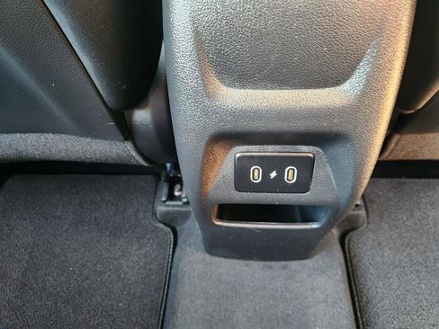 Certified 2024 Hyundai Venue Limited image 15