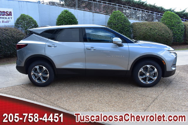 New 2026 Chevrolet Blazer LT w/ LPO, Floor Liner Package FWD image 11