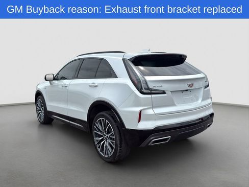Used 2025 Cadillac XT4 Sport FWD image 4