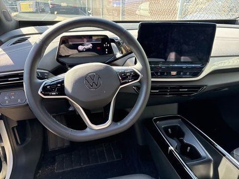 Used 2023 Volkswagen ID.4 Pro S image 6