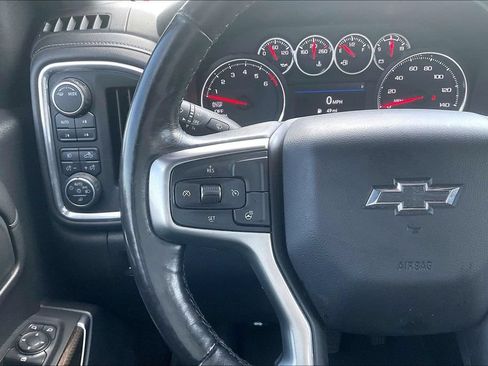 Used 2021 Chevrolet Silverado 1500 LT Trail Boss w/ Convenience Package II AWD/4WD image 12