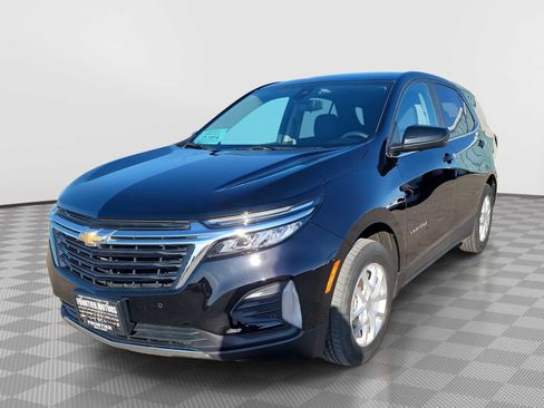 Used 2023 Chevrolet Equinox LT AWD/4WD image 1