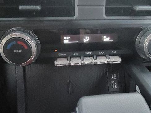 Used 2025 Toyota 4Runner SR5 image 13