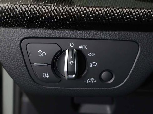 Used 2022 Audi SQ5 Premium Plus w/ Premium Plus Package image 42