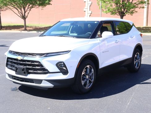 Used 2025 Chevrolet Blazer LT AWD/4WD image 27