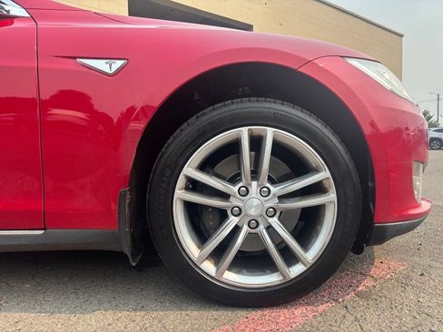 Used 2013 Tesla Model S RWD image 2