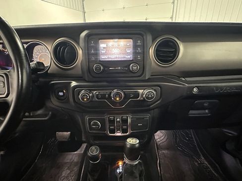 Used 2020 Jeep Wrangler Unlimited Sport S AWD/4WD image 28