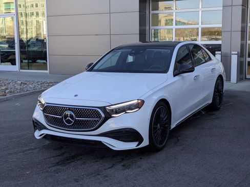 New 2026 Mercedes-Benz E 450 4MATIC Sedan image 8