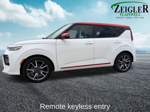 Used 2020 Kia Soul GT-Line FWD image 3