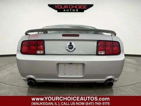 Used 2006 Ford Mustang GT RWD image 4