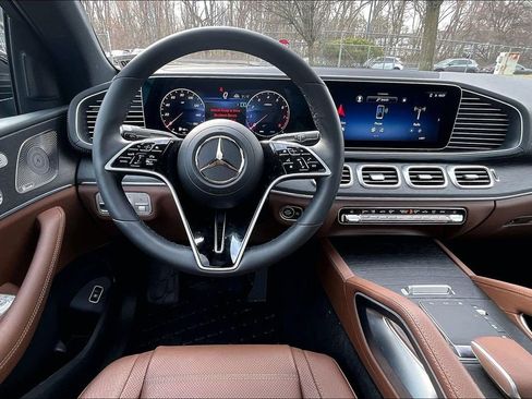 Certified 2026 Mercedes-Benz GLE 450 4MATIC Coupe image 5