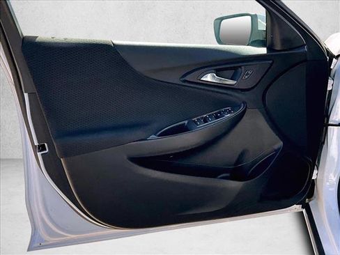 Used 2024 Chevrolet Malibu LS image 14