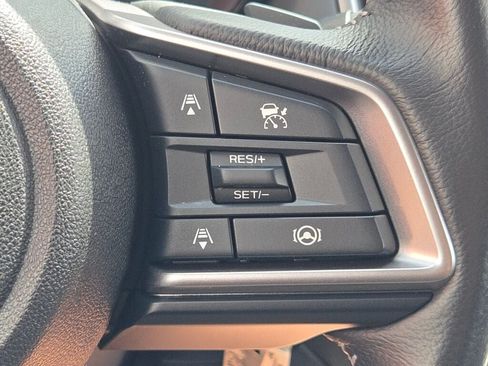 Used 2023 Subaru Outback Premium AWD/4WD image 28