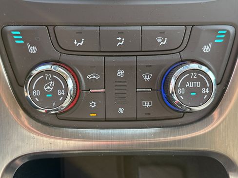 Used 2013 Buick Verano Leather image 29