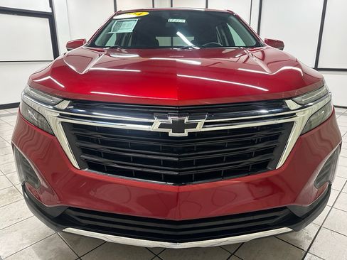 Certified 2024 Chevrolet Equinox LT w/ LPO, Floor Liner Package image 12