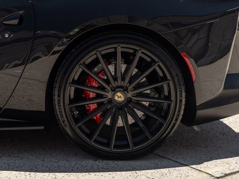 Used 2018 Ferrari 812 Superfast RWD image 13