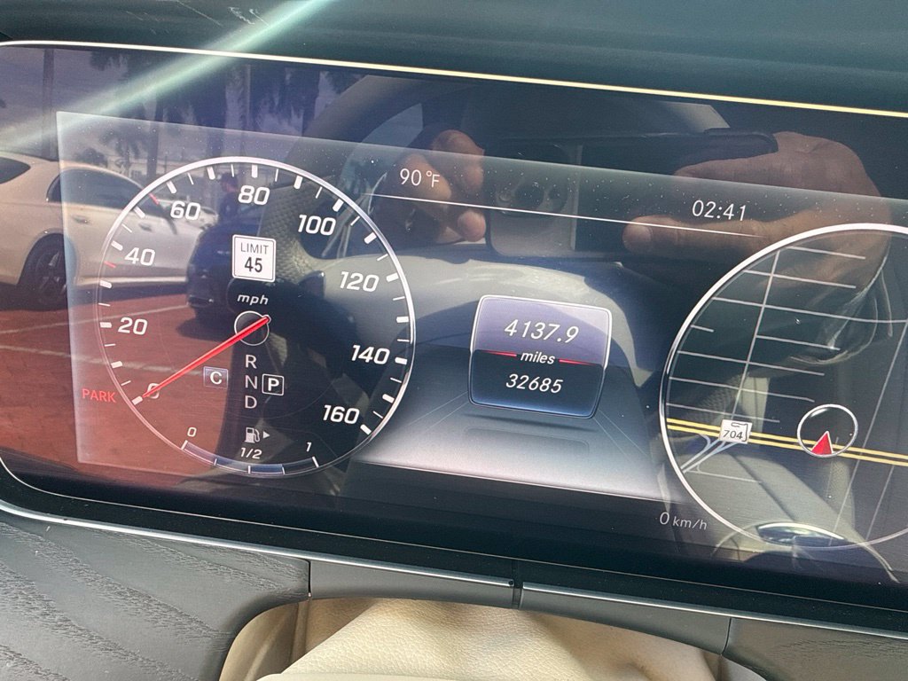 Used 2018 Mercedes-Benz E 400 4MATIC Cabriolet image 3
