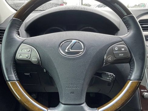 Used 2011 Lexus ES 350 FWD image 16