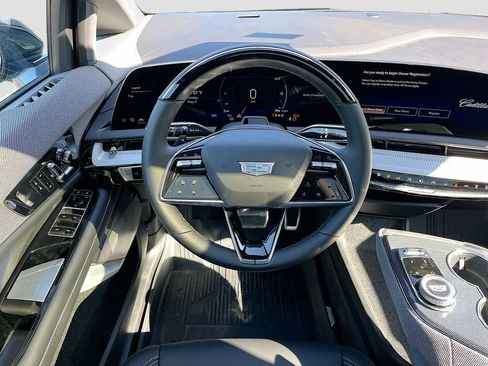 New 2026 Cadillac Optiq Luxury 1 w/ LPO, Floor Liner Package AWD/4WD image 29