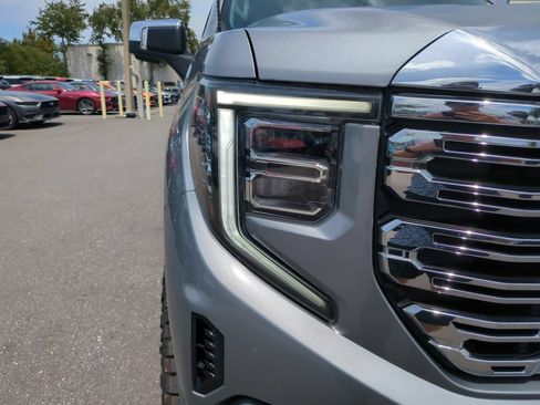 Used 2024 GMC Sierra 1500 Denali w/ Denali Reserve Package AWD/4WD image 11