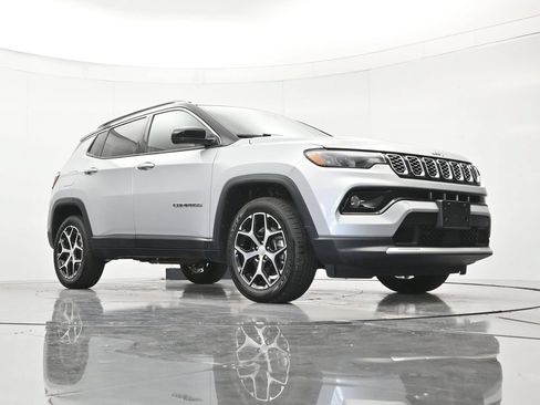 Used 2024 Jeep Compass Limited AWD/4WD image 38