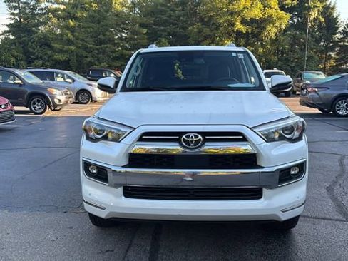 Used 2022 Toyota 4Runner Limited image 11