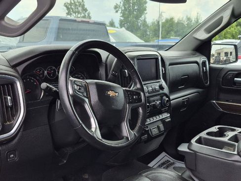 Used 2020 Chevrolet Silverado 1500 LT AWD/4WD image 7