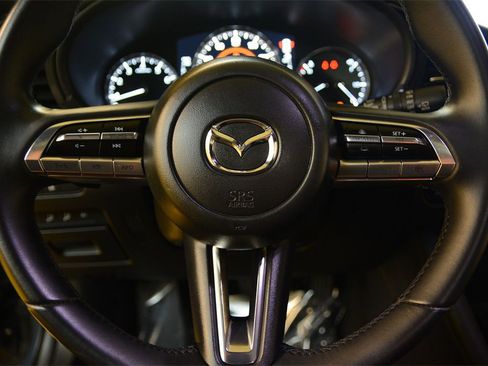 Used 2020 MAZDA MAZDA3 Hatchback w/ Premium Package image 18