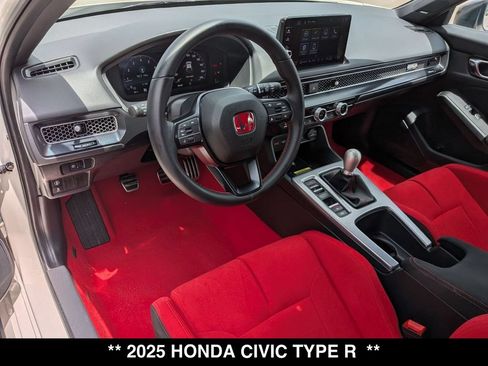 Used 2025 Honda Civic Type R image 2