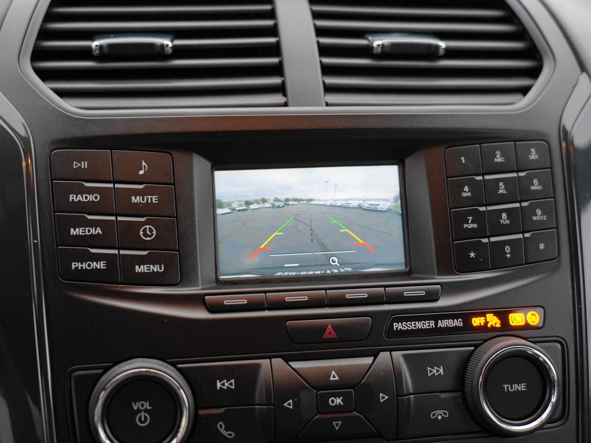 Used 2018 Ford Explorer 4WD image 30