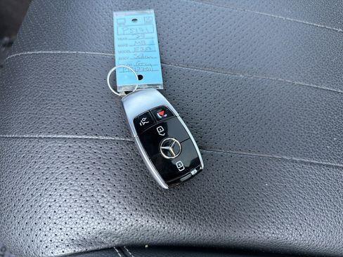 Used 2023 Mercedes-Benz E 350 4MATIC Sedan image 38