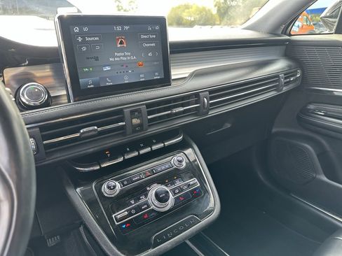 Used 2021 Lincoln Corsair FWD w/ Convenience Package image 13