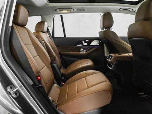 New 2026 Mercedes-Benz GLS 450 4MATIC image 22