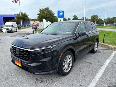Used 2024 Honda CR-V EX image 3