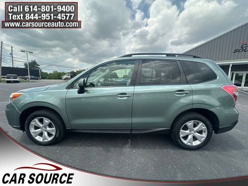 Used 2016 Subaru Forester 2.5i Premium AWD/4WD image 2