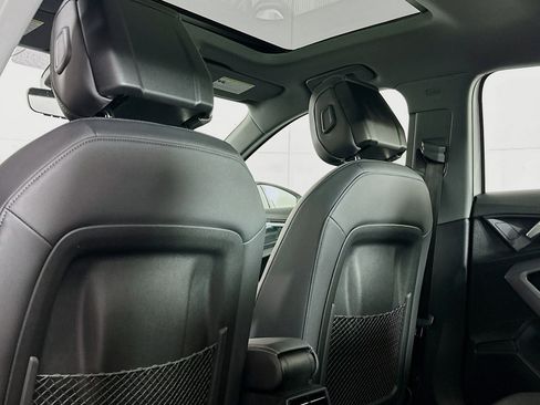 Used 2025 Audi A3 2.0T Premium w/ Convenience Package image 24