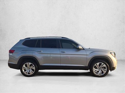 Used 2023 Volkswagen Atlas SE FWD image 4